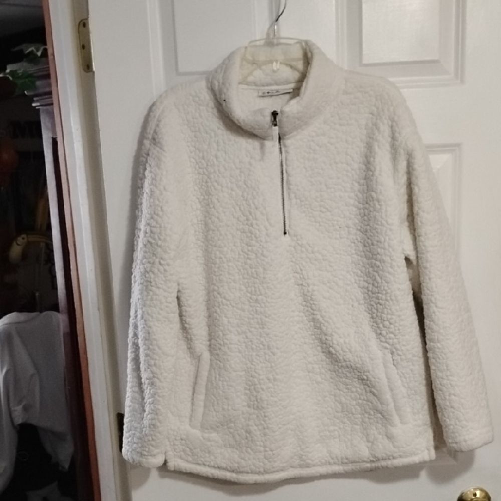 Top of the World White Sherpa Fleece Pullover